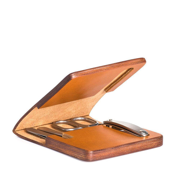 MÜHLE Cowhide Leather Manicure Set